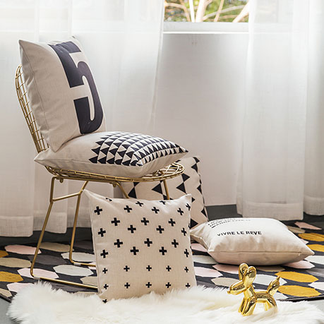 家(jiā)居用(yòng)品中布藝的(de)重要(yào)性